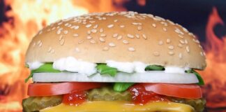 Jak zrobić kok z włosów do ramion?