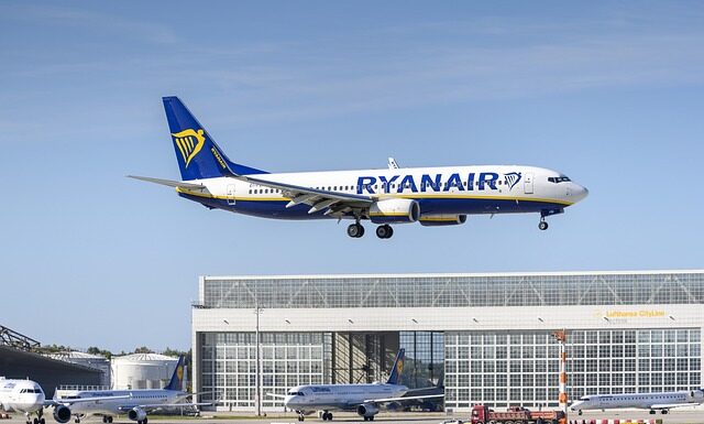 Jak Ryanair mierzy walizki?