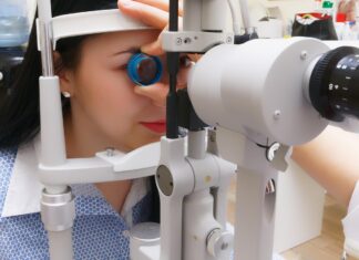 Cyfrowa opowieść pacjenta w okulistyce – rola inteligentnego wyposażenia w spersonalizowanej diagnostyce wyposażenie gabinetu okulistycznego